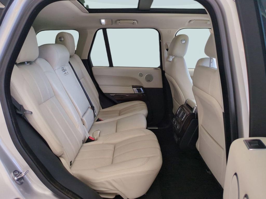 Used 2017 Land Rover Range Rover HSE AWD/4WD image 27