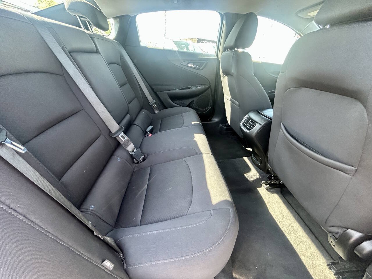 Used 2022 Chevrolet Malibu LT FWD image 13