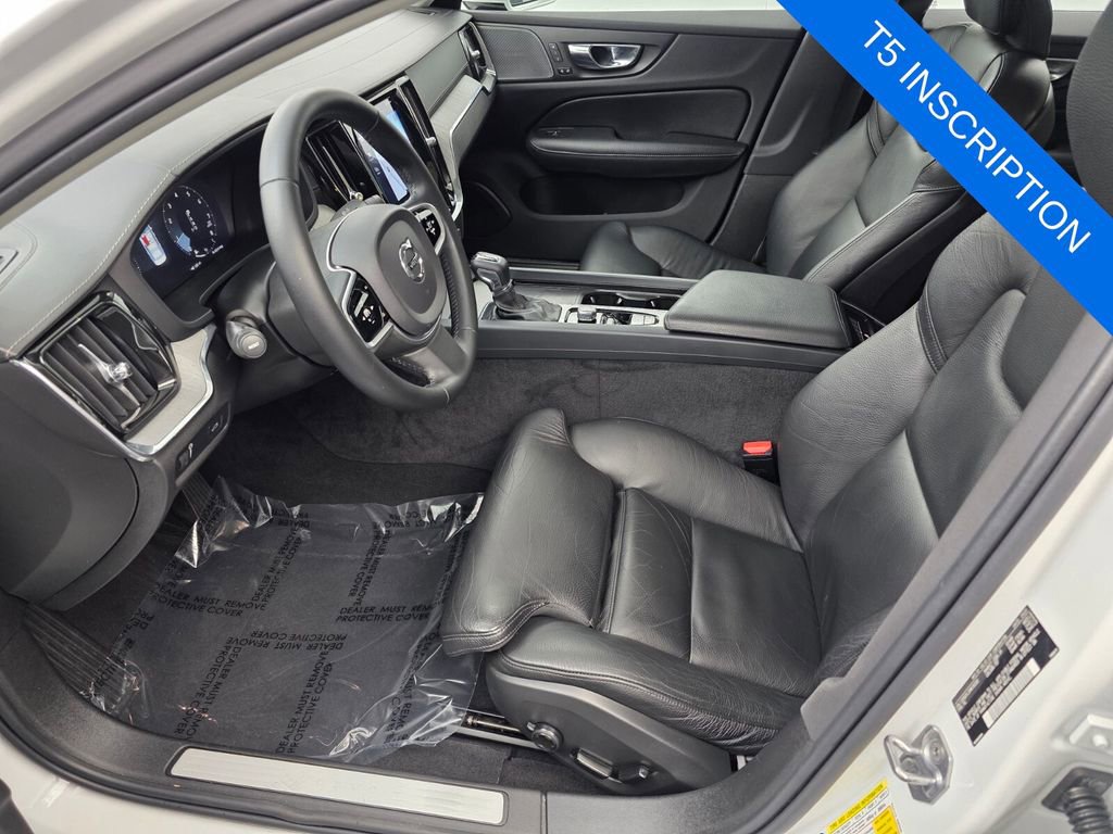 Used 2021 Volvo S60 T5 Inscription w/ Advanced Package FWD image 9