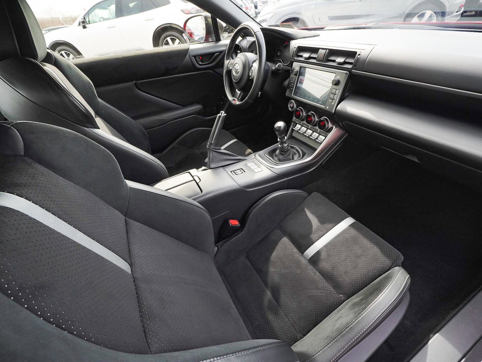 Used 2024 Toyota GR86 Premium image 36