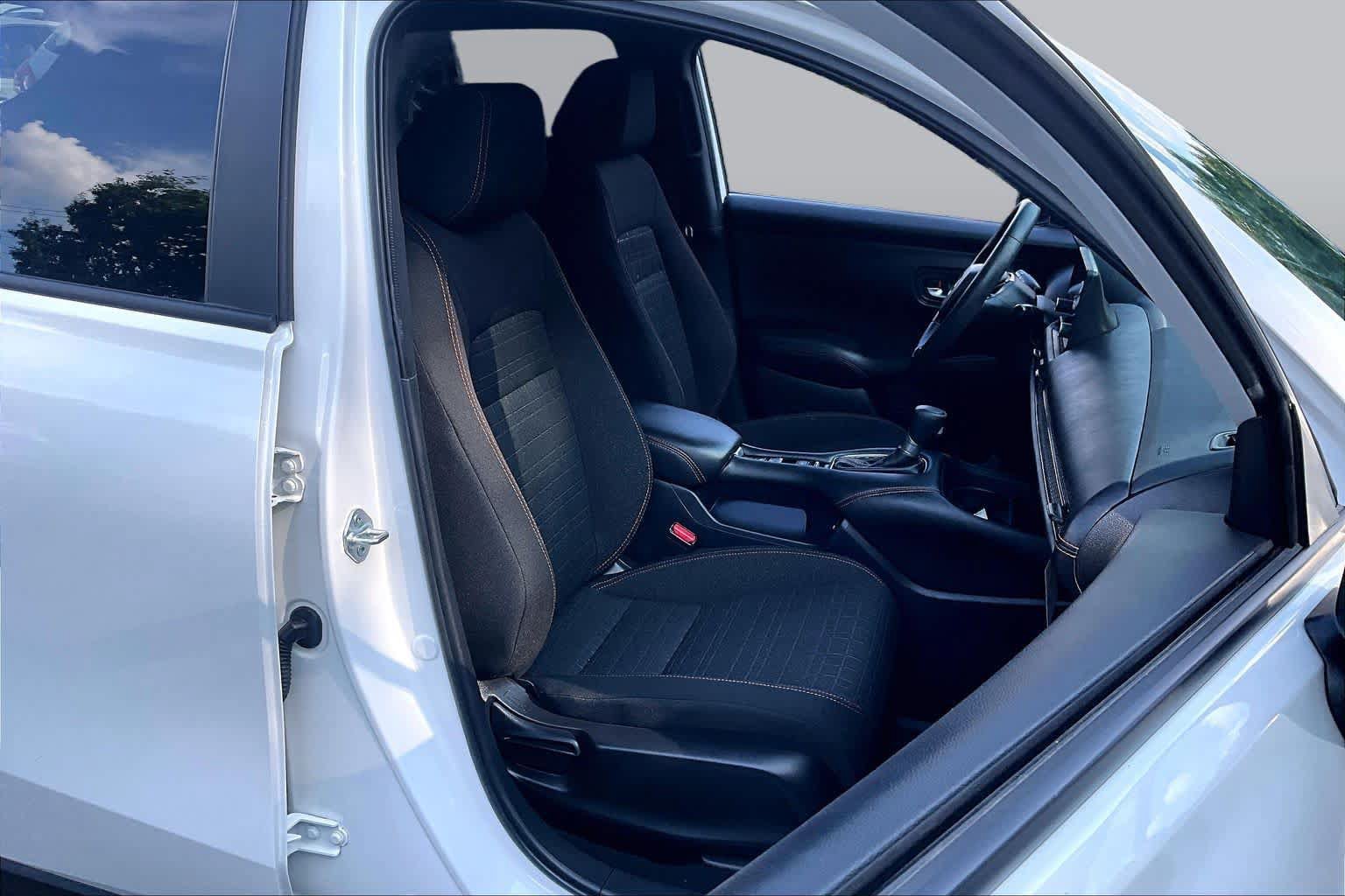 Used 2024 Honda HR-V Sport image 8