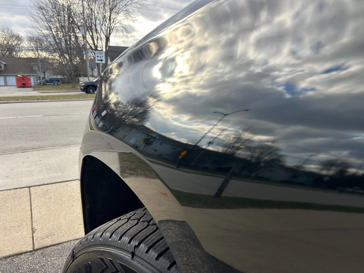 Used 2019 Chevrolet Tahoe 4WD image 12