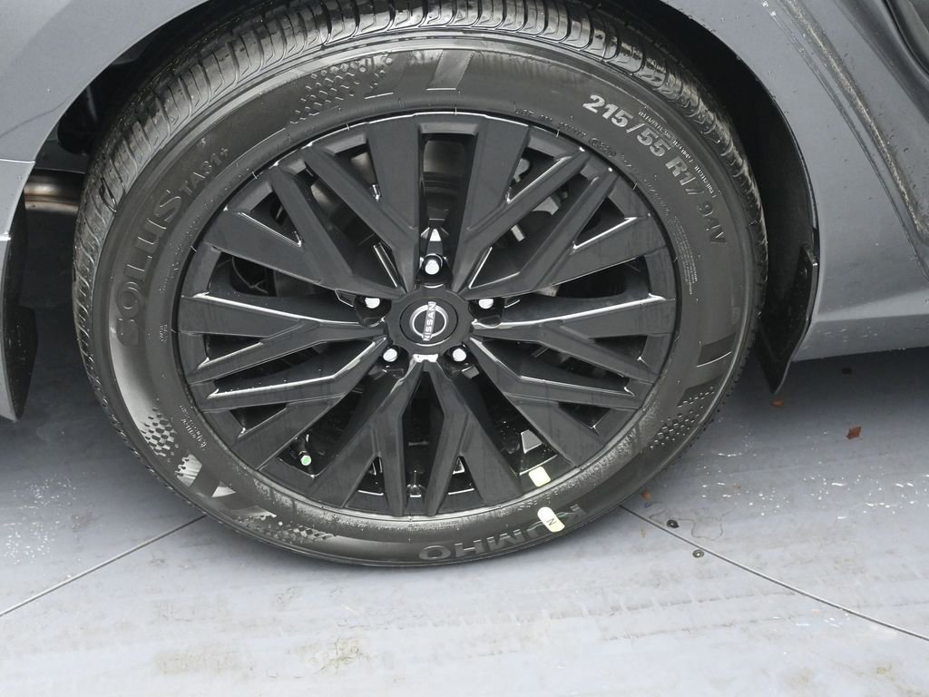 New 2026 Nissan Altima 2.5 SV FWD image 5