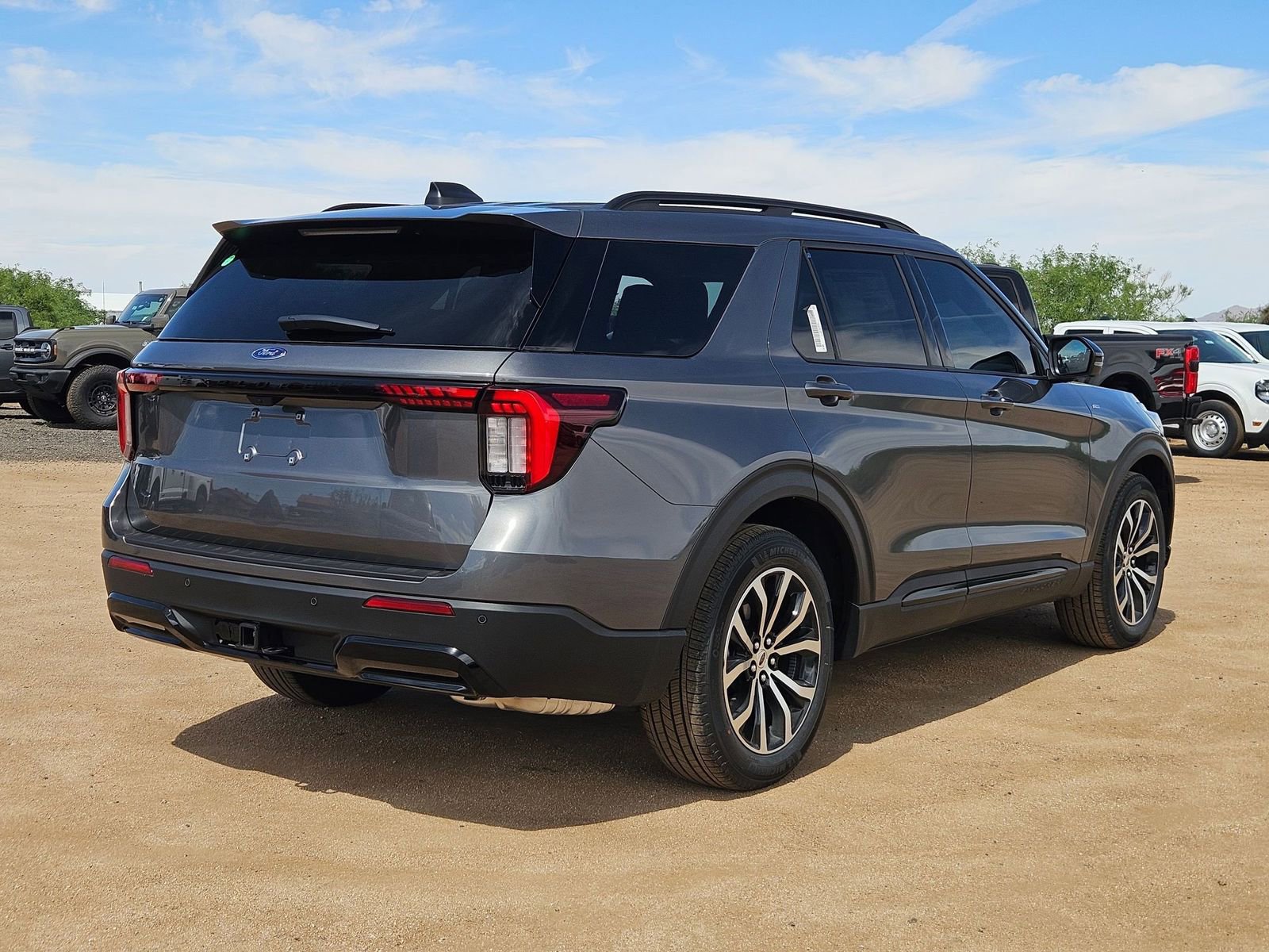 New 2026 Ford Explorer ST-Line image 5