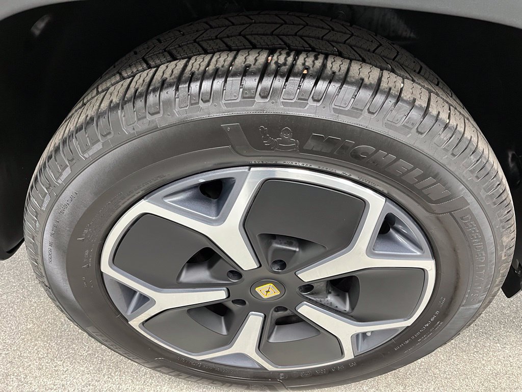Used 2023 Rivian R1T Adventure Dual AWD/4WD image 17