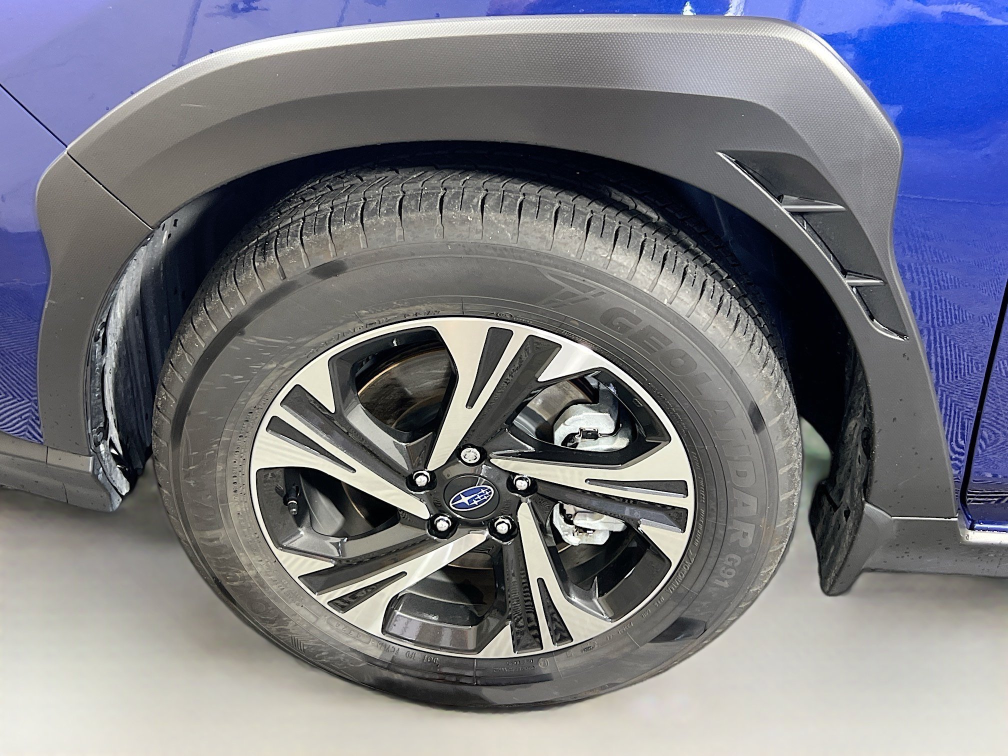 Used 2025 Subaru Crosstrek 2.5i Premium AWD/4WD image 31