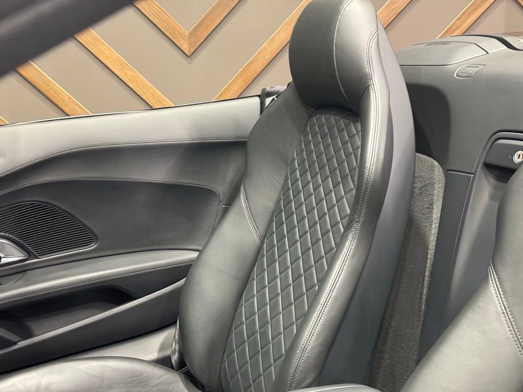 Used 2018 Audi R8 V10 plus image 39