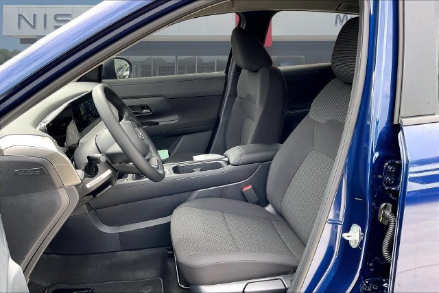 New 2026 Nissan Kicks S FWD image 7