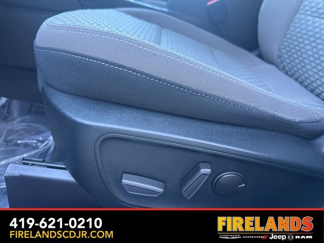 Used 2020 Ford Escape SE Sport image 18