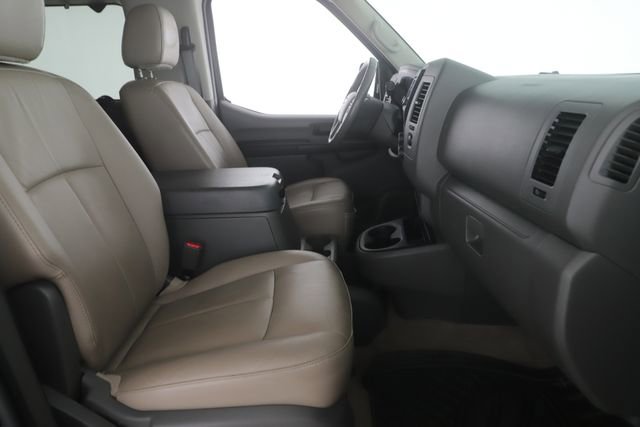Used 2020 Nissan NV 3500 SL RWD image 29