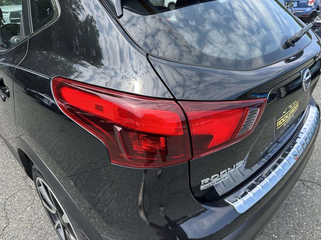 Used 2018 Nissan Rogue Sport SL w/ SL Premium Package AWD/4WD image 10