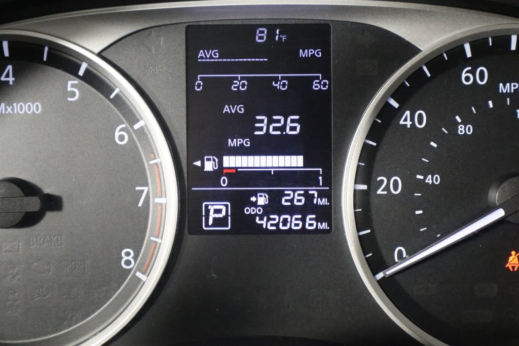 Used 2024 Nissan Kicks S FWD image 33