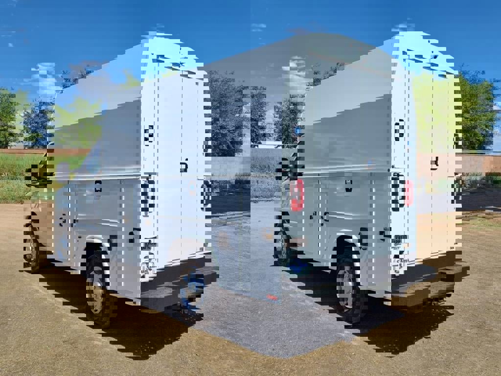 New 2026 Ford E-350 and Econoline 350 Super Duty w/ Power Equipment Group image 7