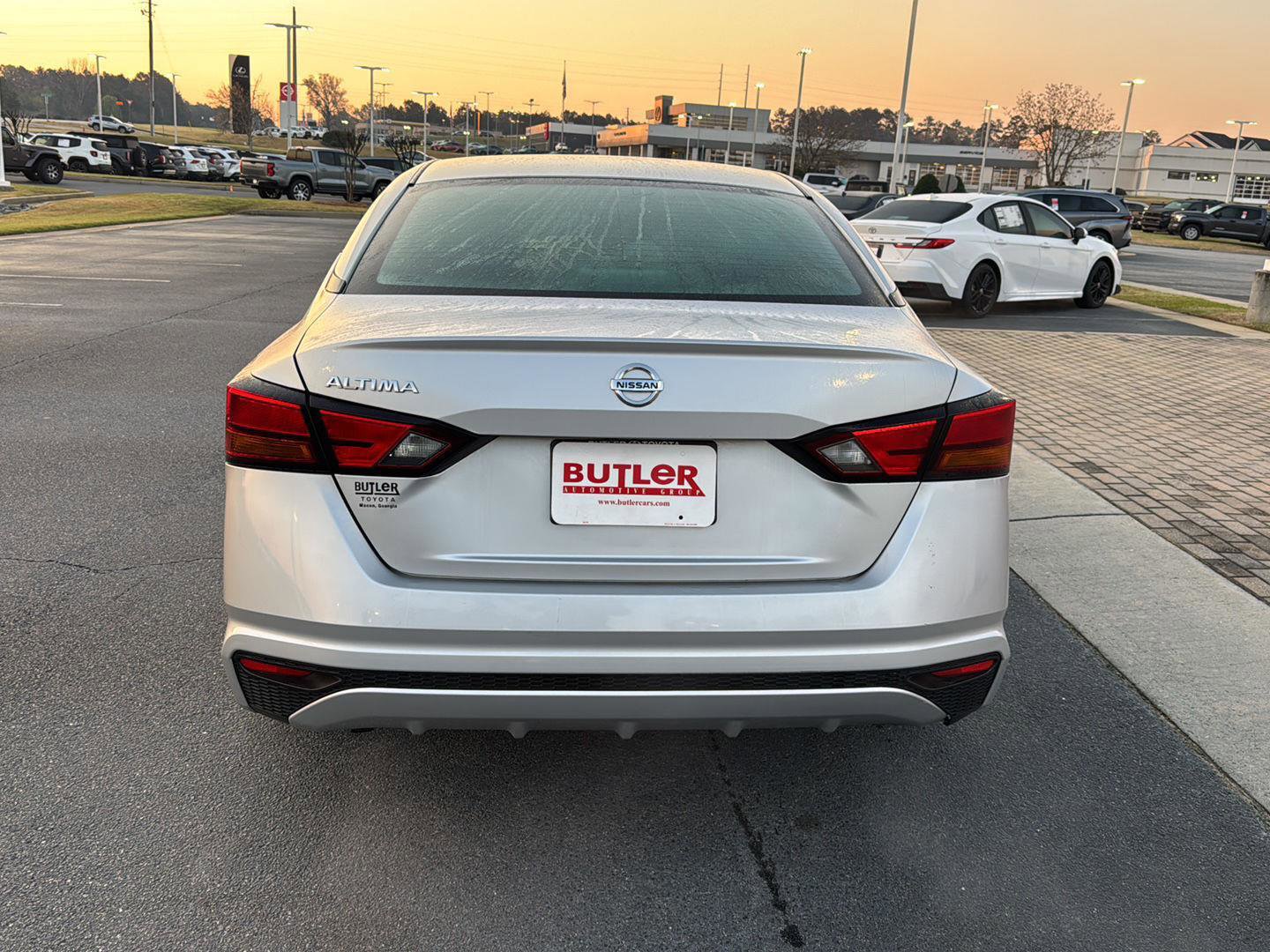 Used 2022 Nissan Altima 2.5 S image 4