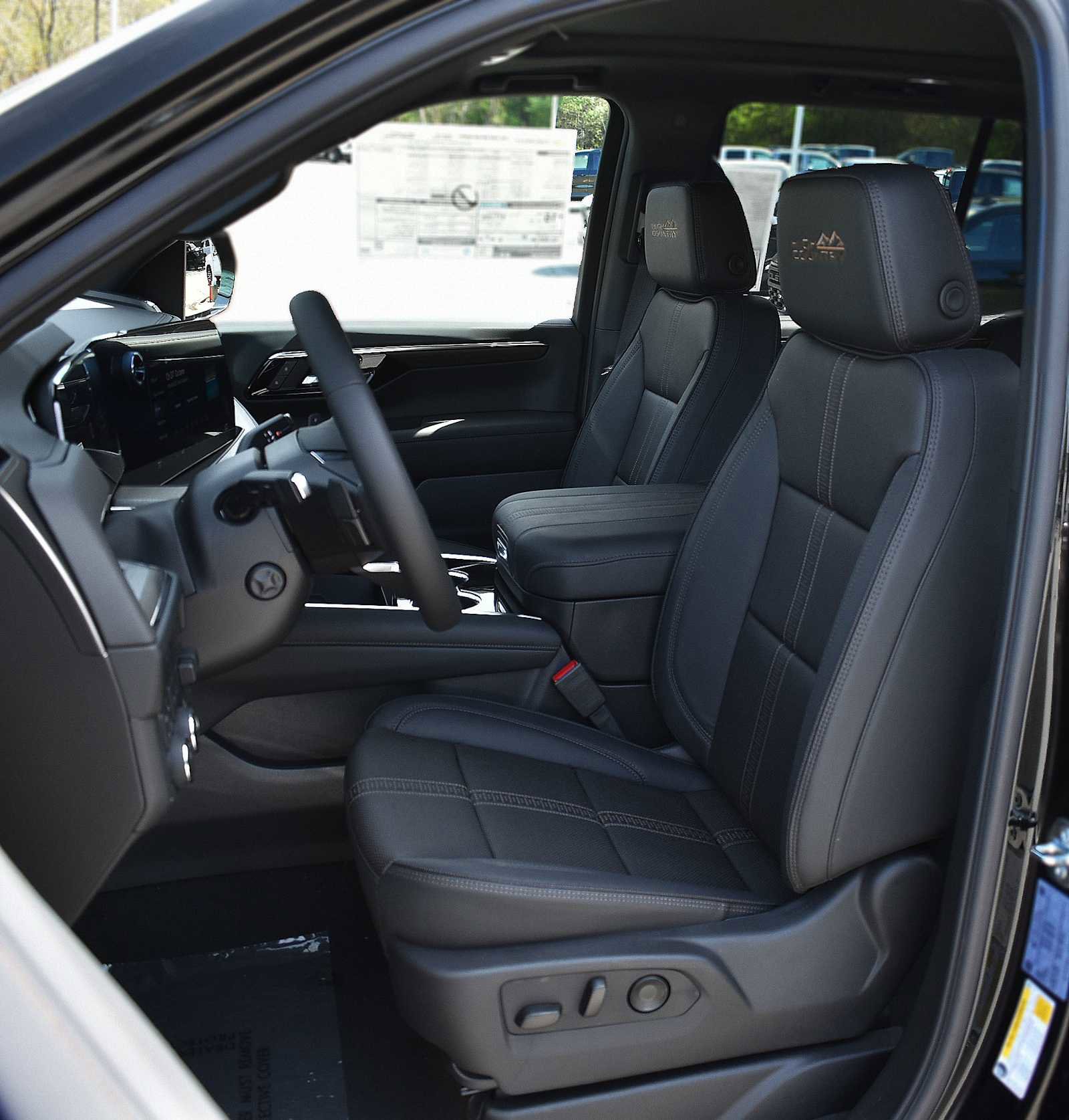 New 2026 Chevrolet Tahoe High Country w/ Sun And Tow Package AWD/4WD image 8