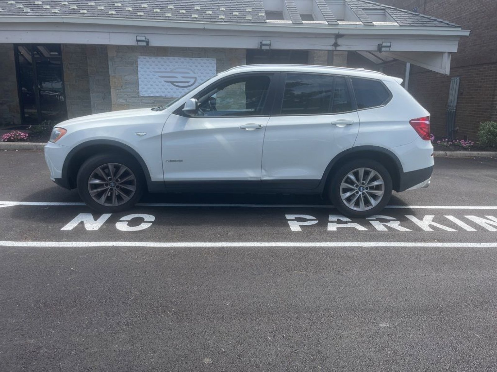 Used 2014 BMW X3 xDrive28i AWD/4WD image 4