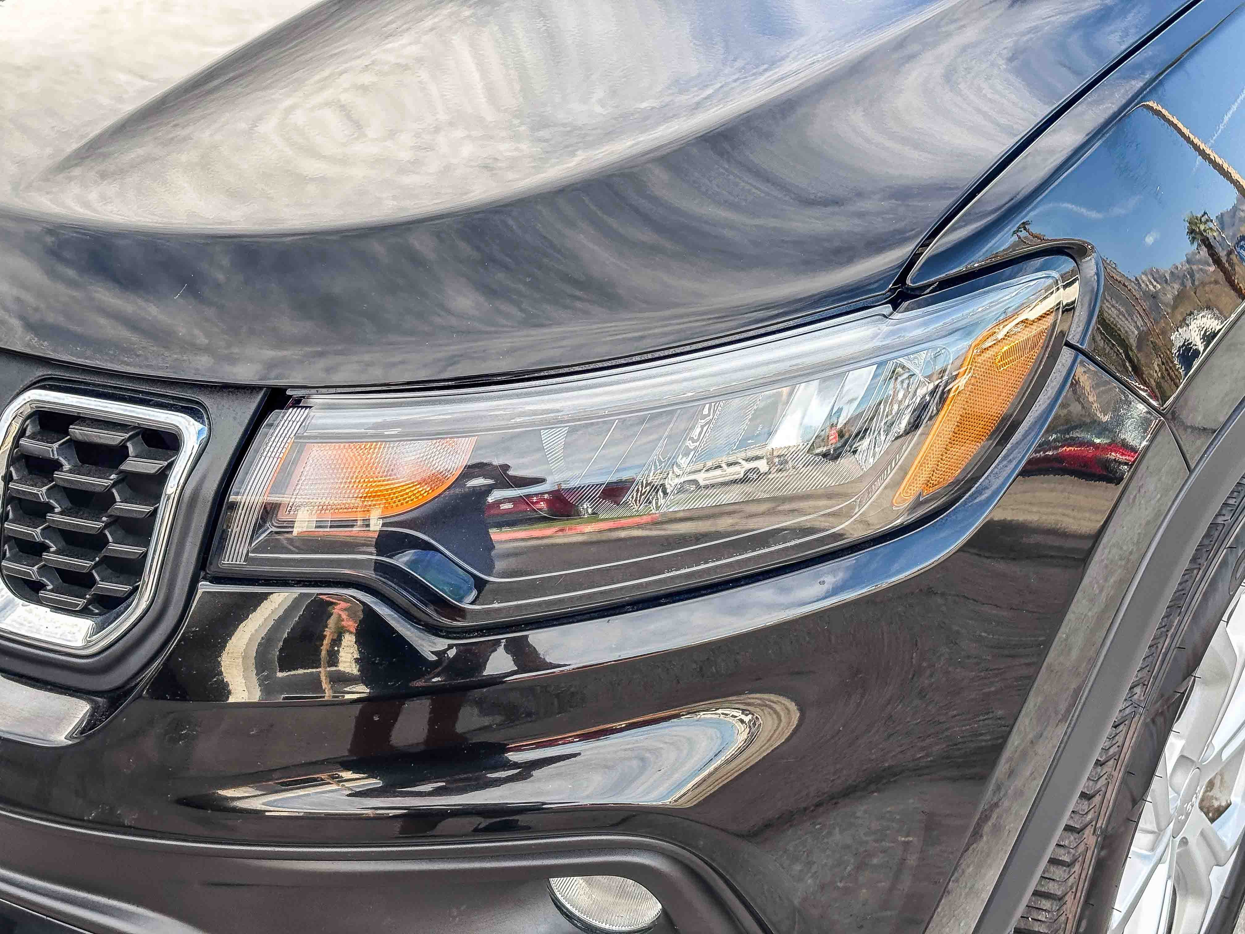 Used 2024 Jeep Compass Latitude image 9