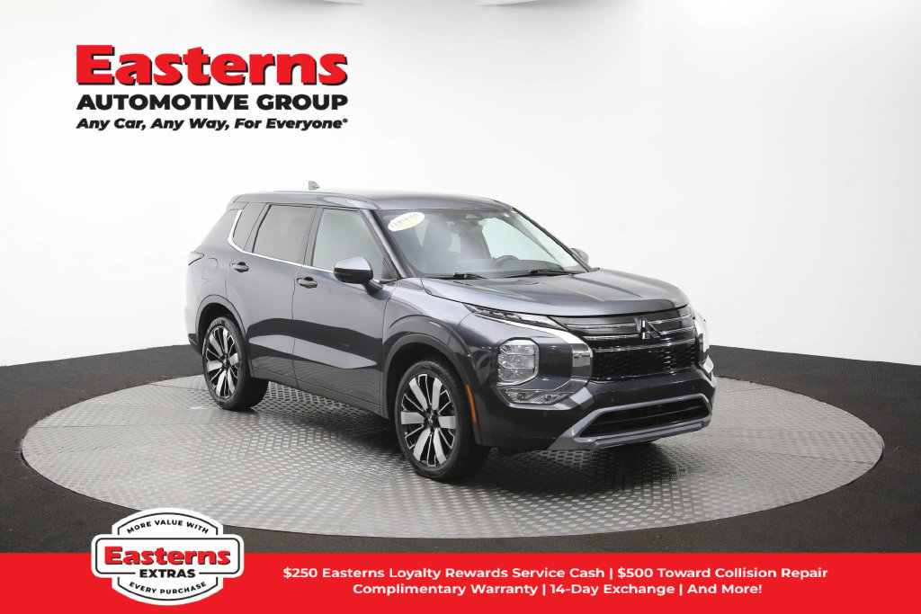 Used 2025 Mitsubishi Outlander SE FWD image 51