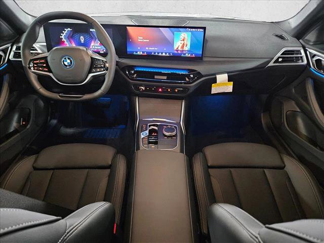 New 2026 BMW i4 eDrive40 image 14