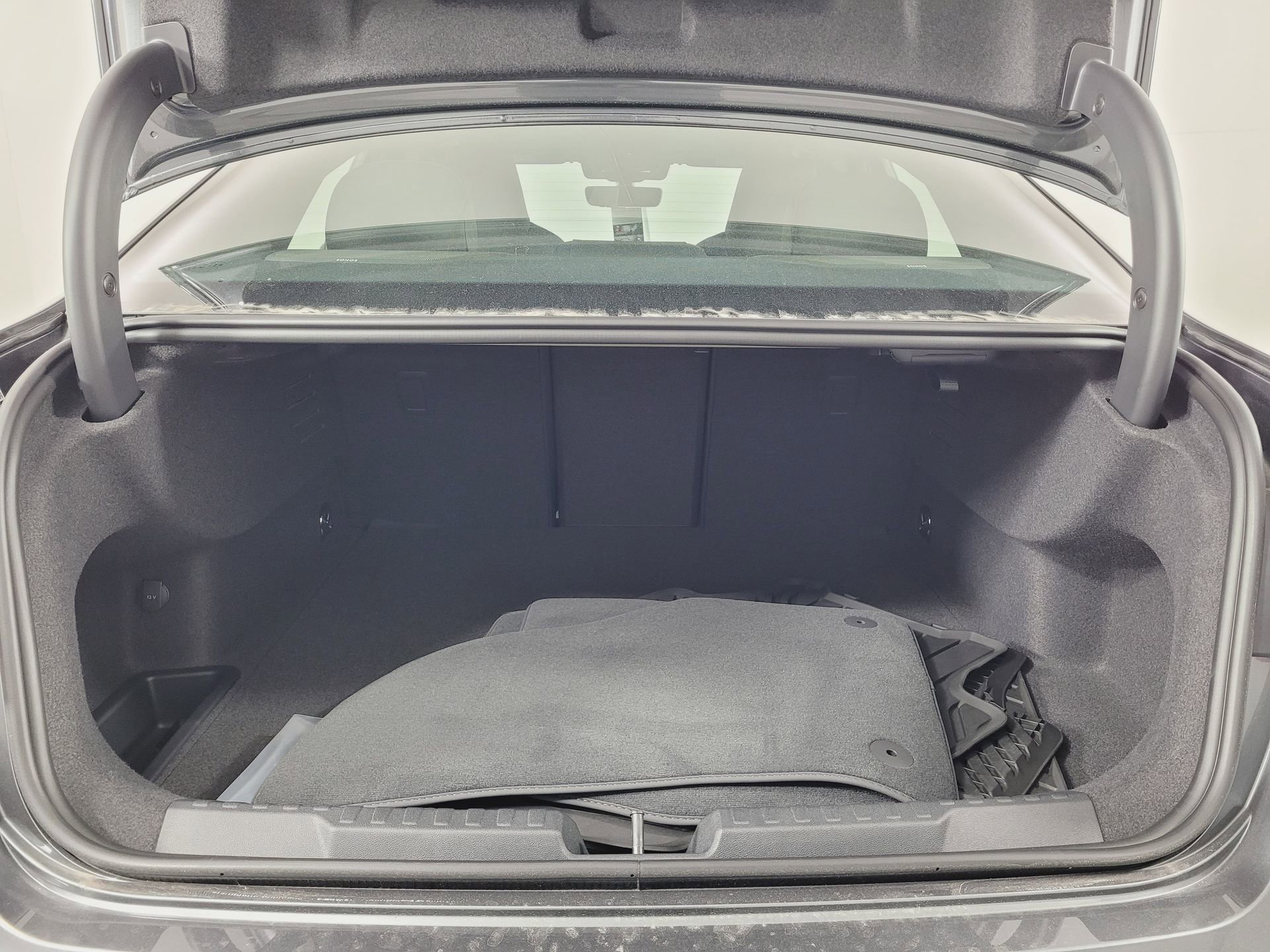 New 2026 Audi RS 3 image 9