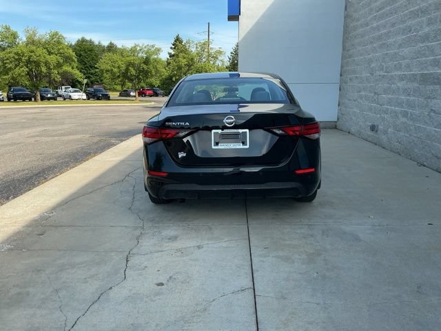 Used 2020 Nissan Sentra S FWD image 13
