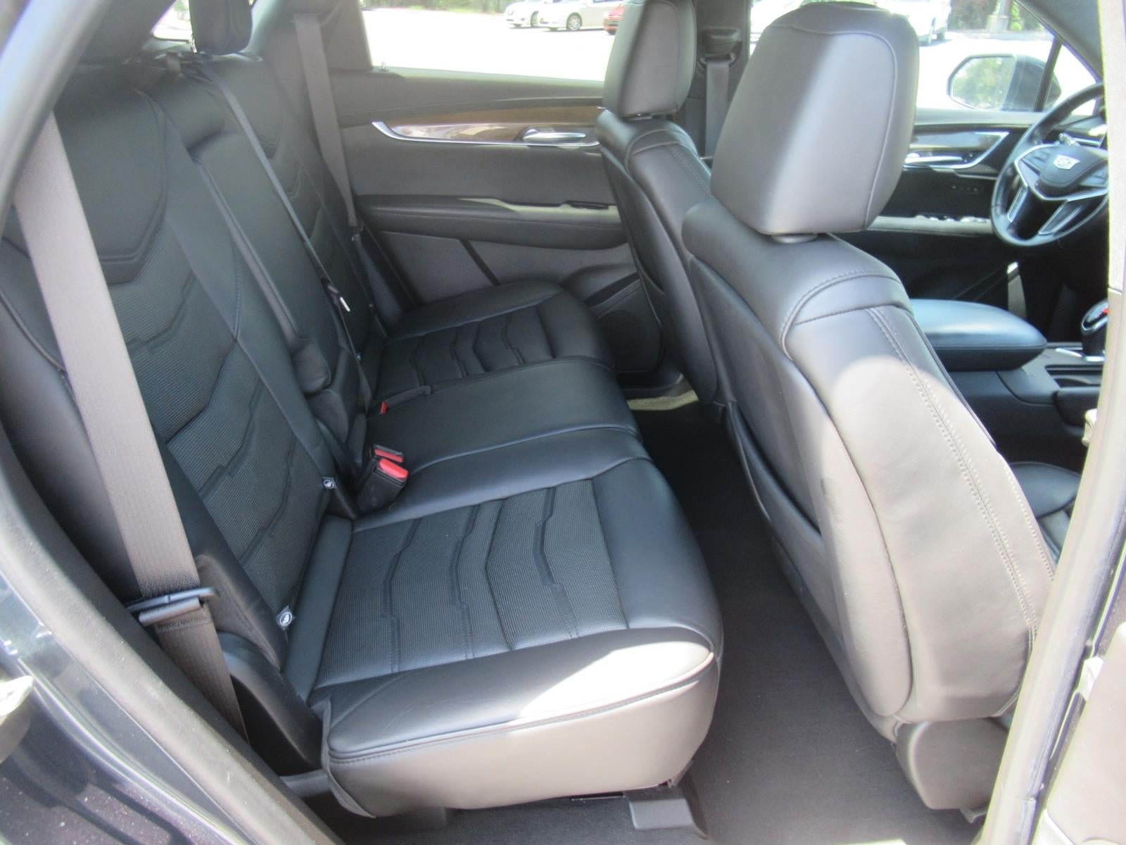 Used 2019 Cadillac XT5 Platinum AWD/4WD image 34