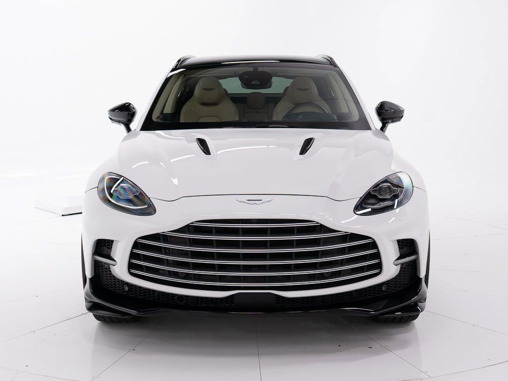 Used 2023 Aston Martin DBX 707 image 8
