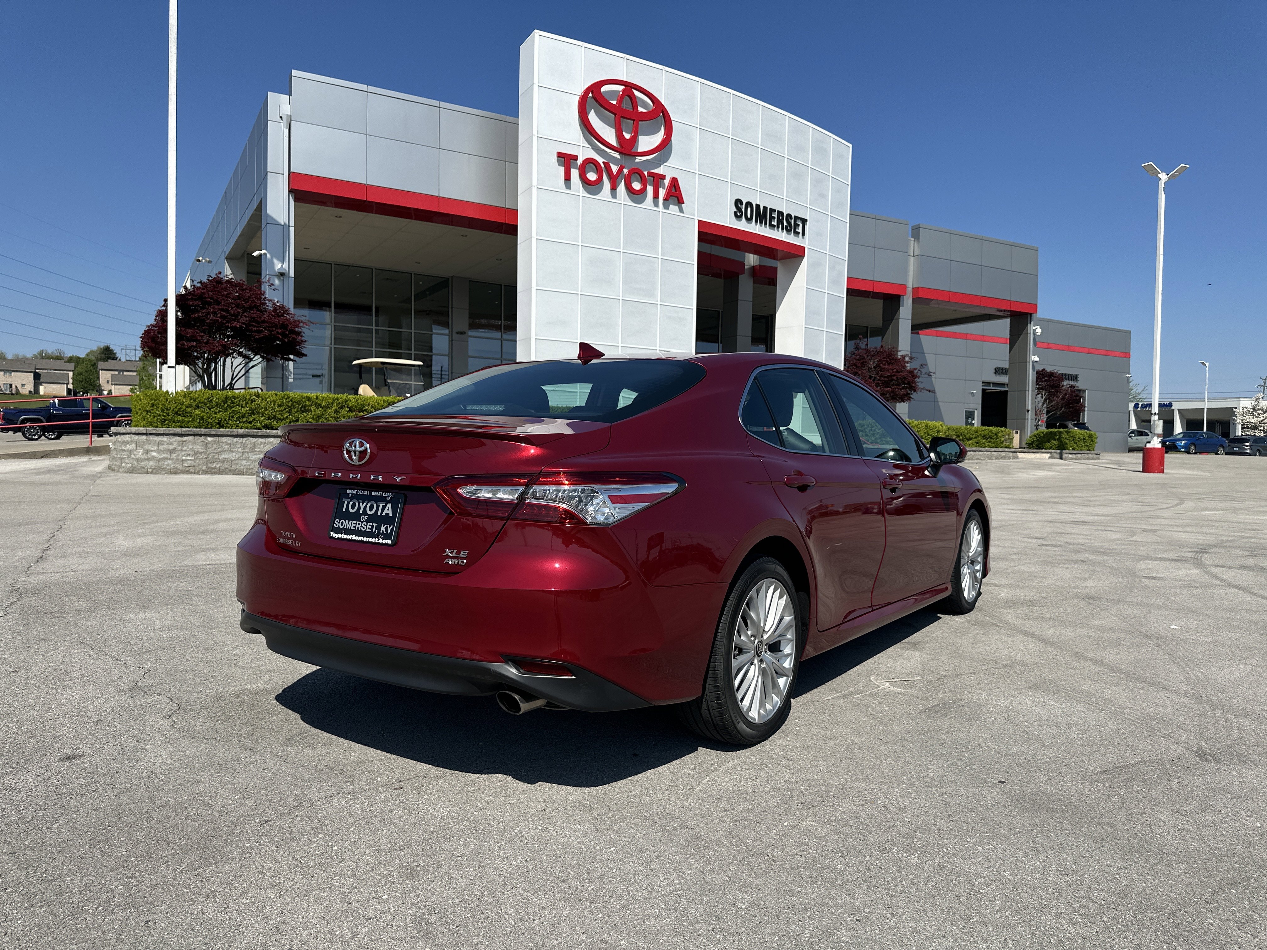 Certified 2020 Toyota Camry XLE w/ Navigation Package AWD/4WD image 5