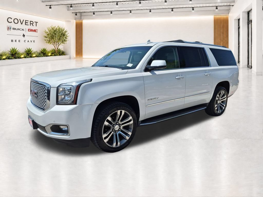Used 2017 GMC Yukon XL Denali w/ Open Road Package AWD/4WD image 4