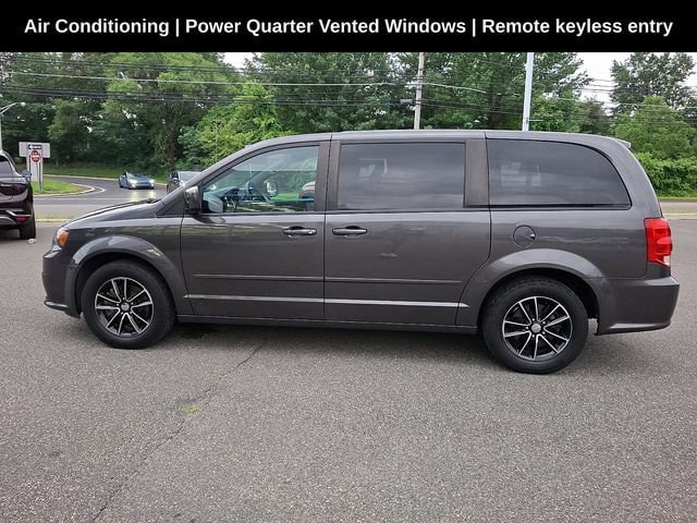 Used 2016 Dodge Grand Caravan SE FWD image 5
