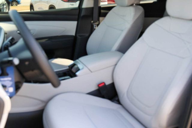 New 2026 Hyundai Tucson SE image 10
