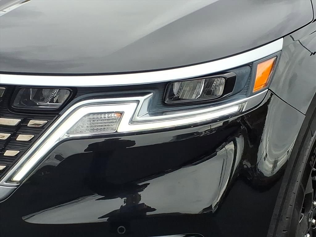 Certified 2022 Kia Carnival SX image 8