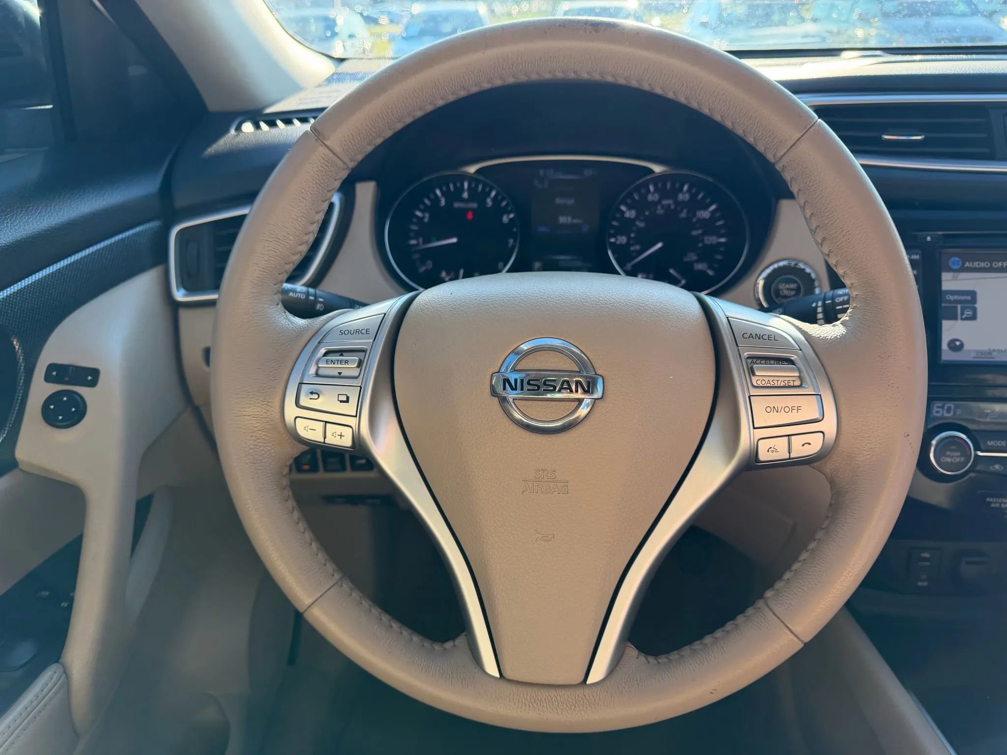 Used 2014 Nissan Rogue SL w/ SL Premium Package image 21