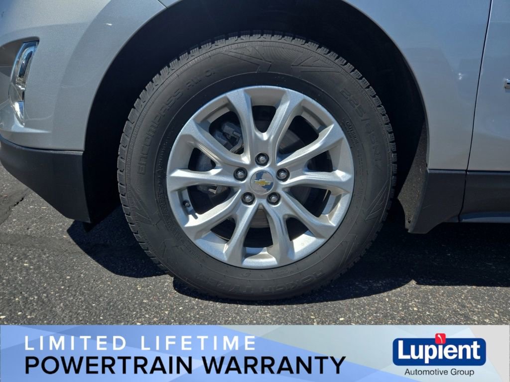 Used 2018 Chevrolet Equinox LT FWD image 17