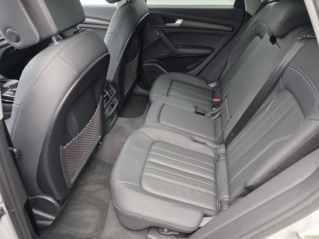 Used 2023 Audi Q5 2.0T Premium Plus w/ Premium Plus Package AWD/4WD image 14