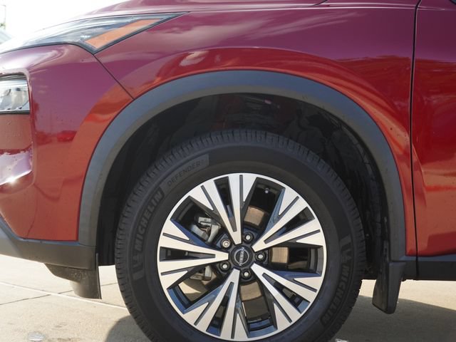 Used 2023 Nissan Rogue SV w/ SV Premium B Package FWD image 5