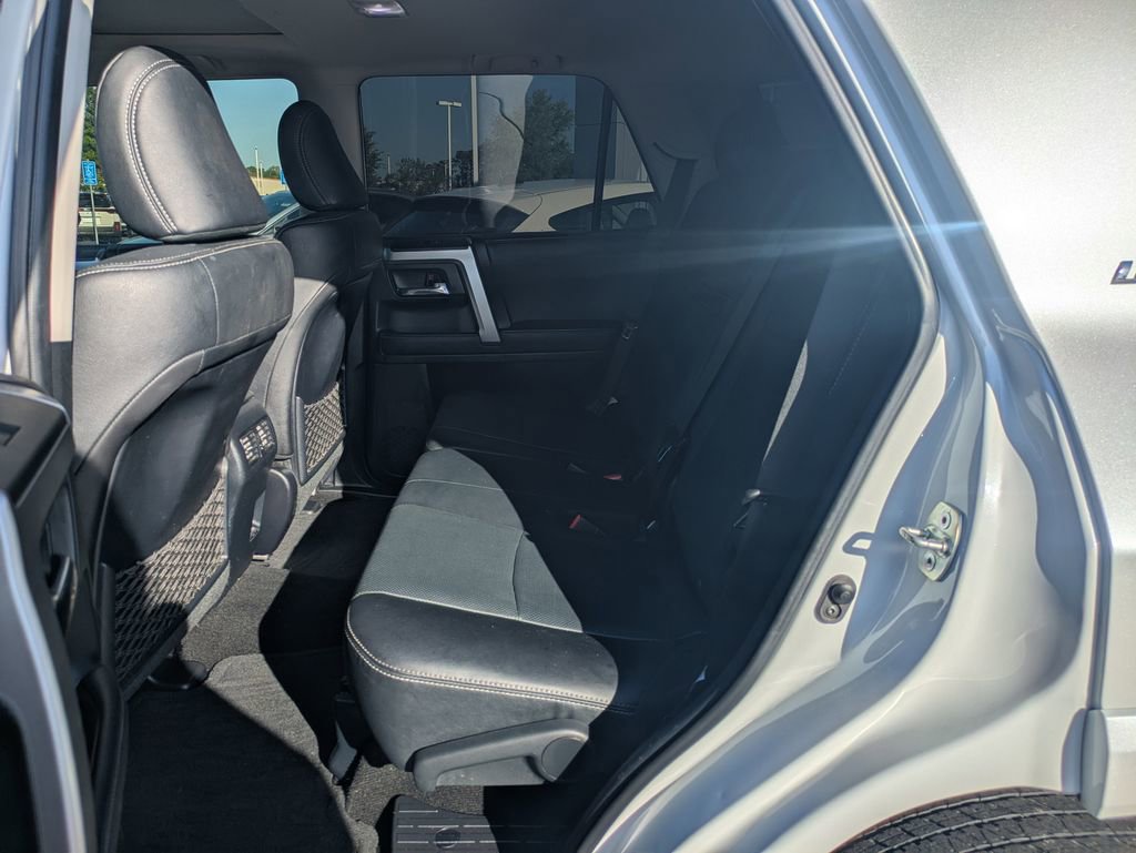Used 2024 Toyota 4Runner Limited AWD/4WD image 15