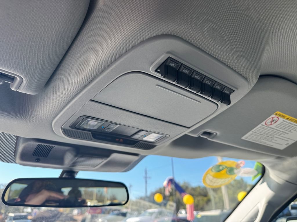 New 2025 Ford F250 XL w/ XL Off-Road Package image 36