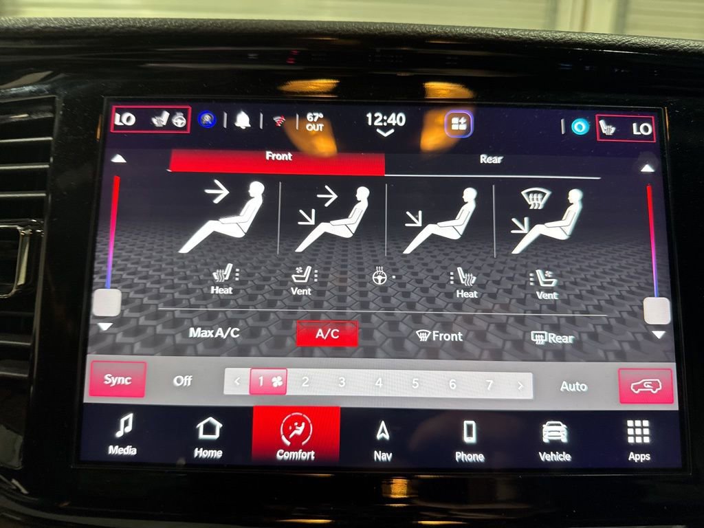 Used 2025 Dodge Durango GT image 28