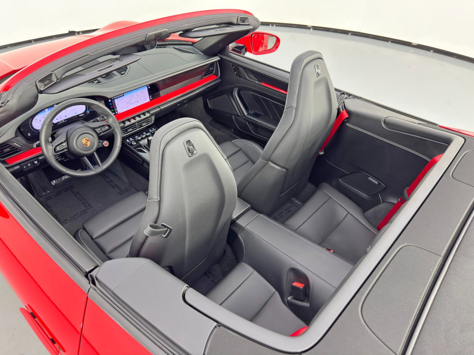 Used 2025 Porsche 911 Carrera RWD image 45