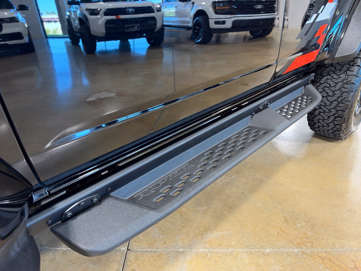 Used 2024 Ford Bronco Raptor AWD/4WD image 12