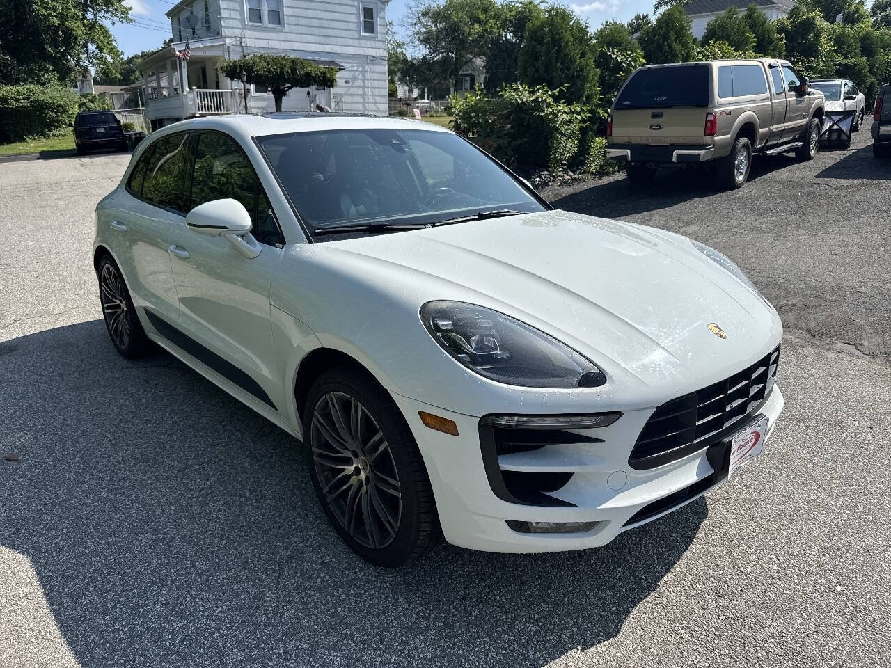 Used 2017 Porsche Macan GTS AWD/4WD image 2