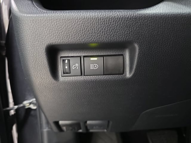 Certified 2024 Toyota RAV4 XLE FWD image 21
