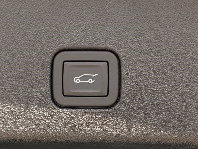 New 2027 Cadillac Optiq Premium Luxury AWD/4WD image 24