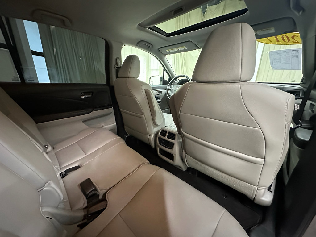 Used 2017 Honda Pilot EX-L image 19