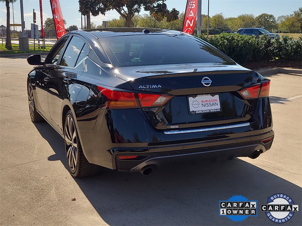 Used 2022 Nissan Altima 2.5 SR image 2