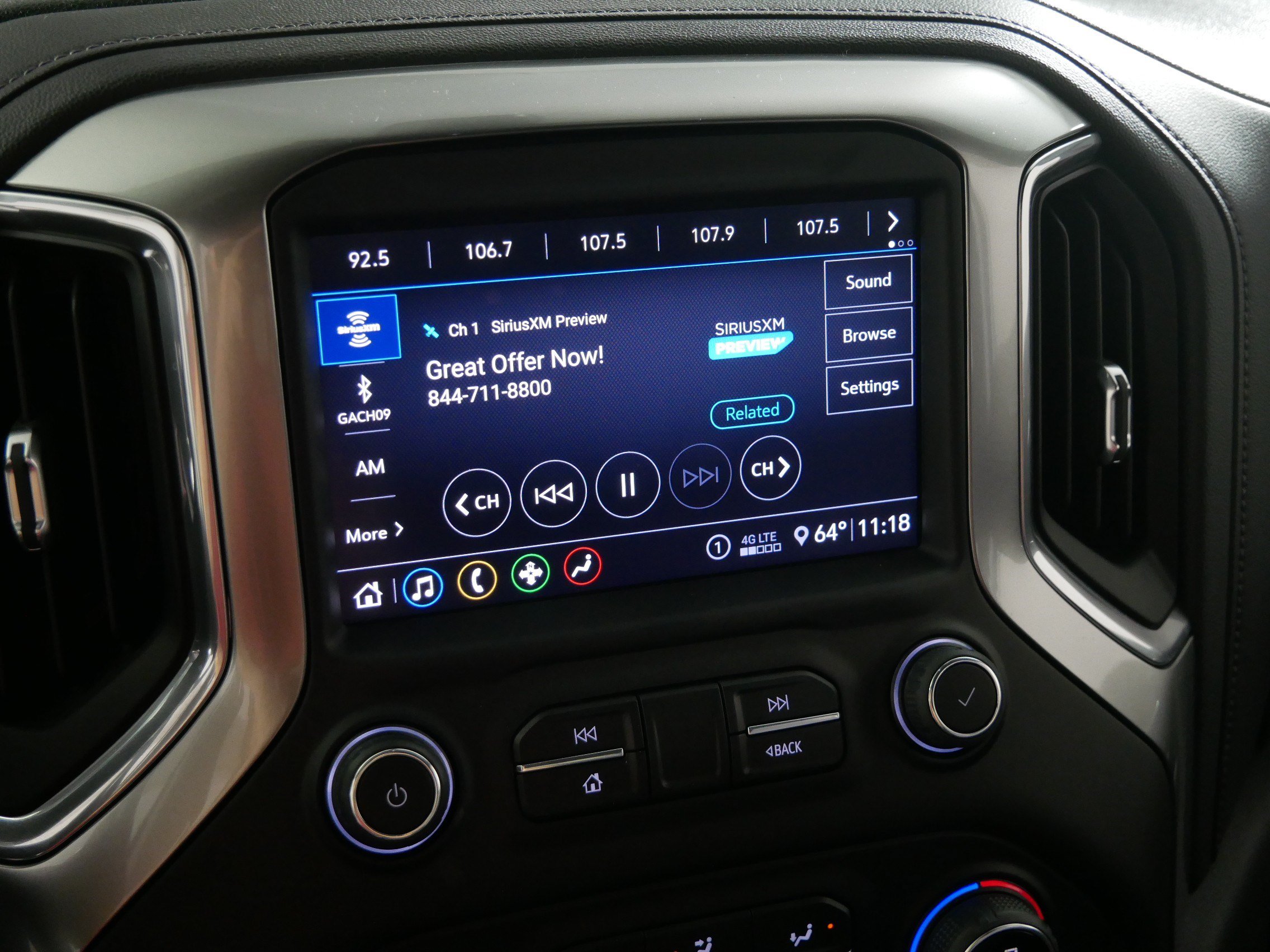 Certified 2020 Chevrolet Silverado 1500 LT w/ All-Star Edition AWD/4WD image 22