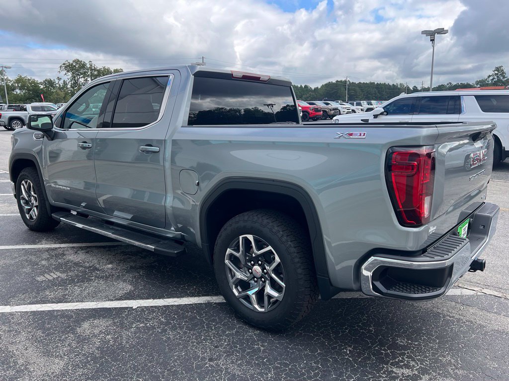 Used 2026 GMC Sierra 1500 SLE w/ X31 Off-Road Package AWD/4WD image 30