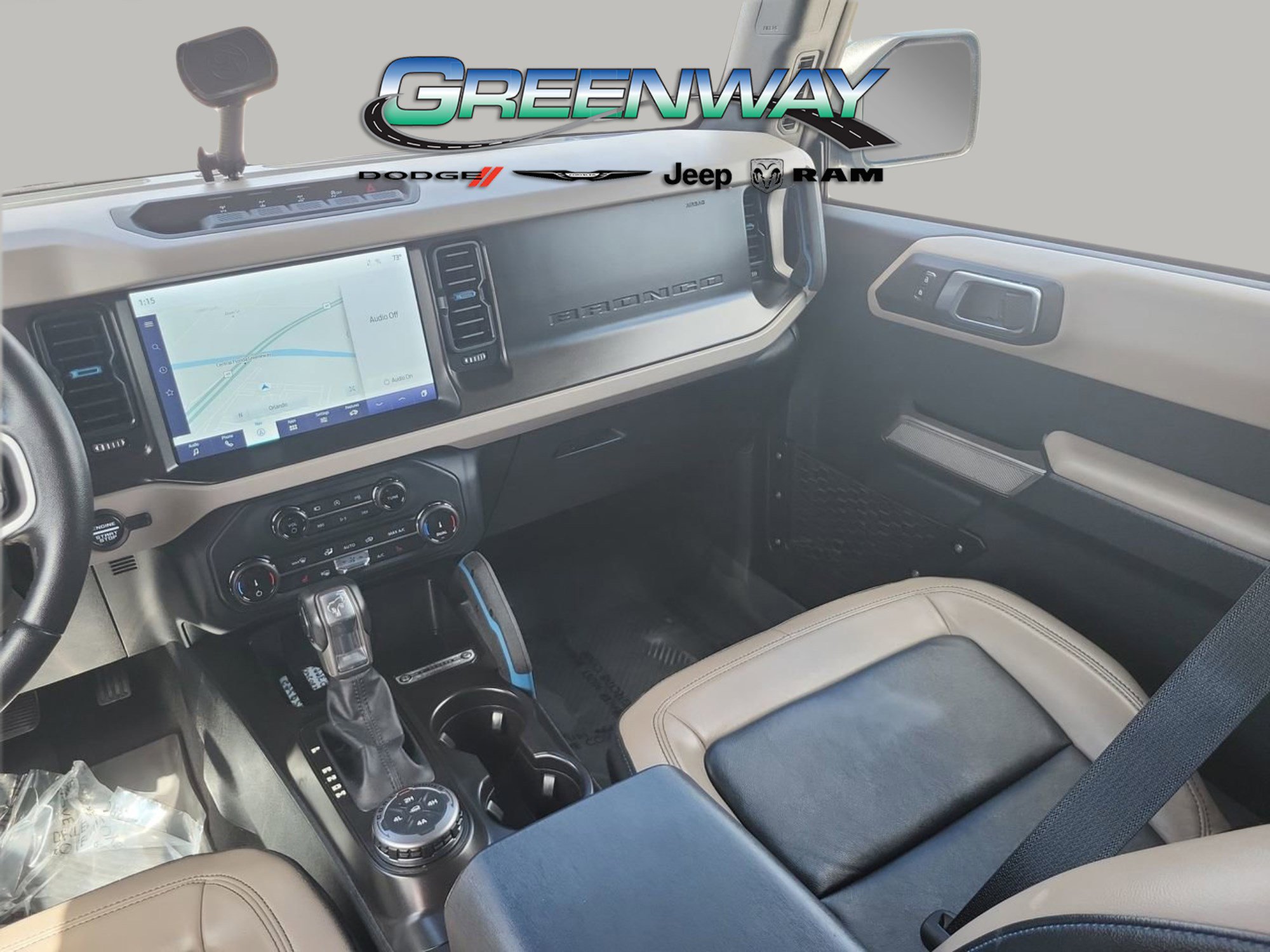 Used 2022 Ford Bronco Wildtrak image 14