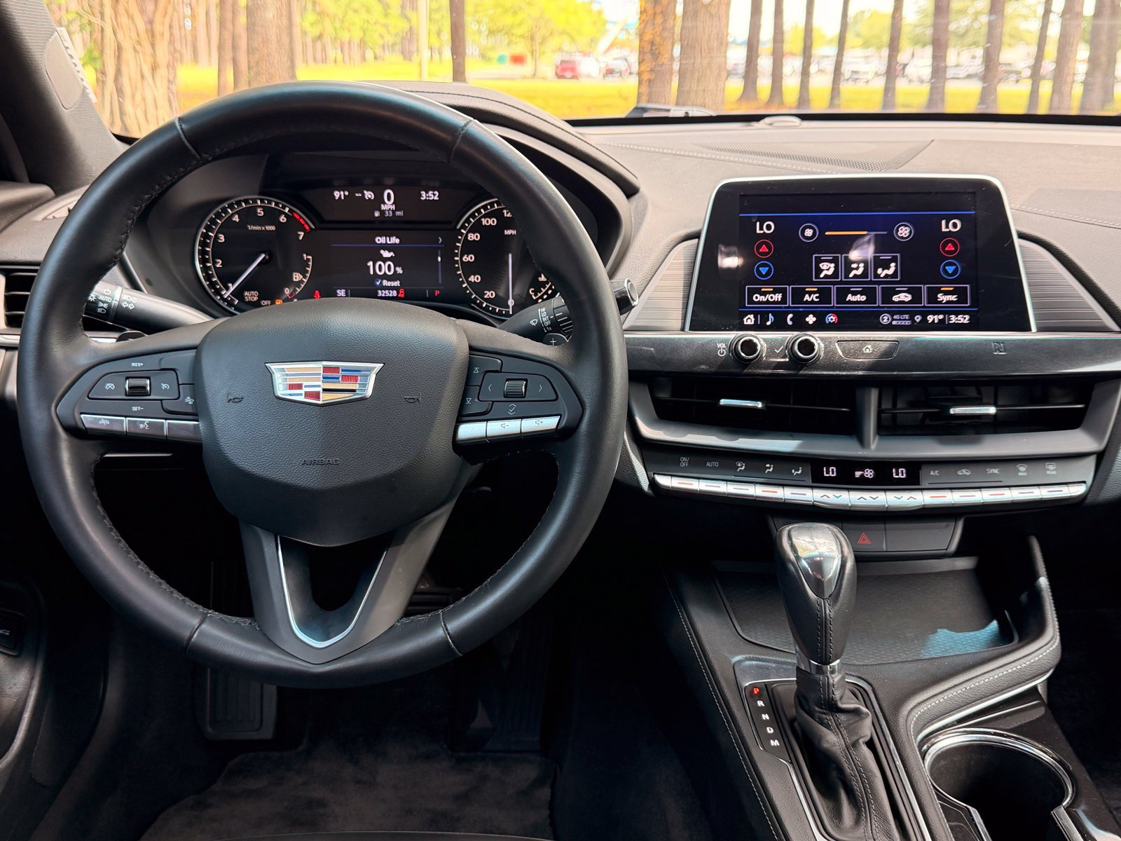 Used 2021 Cadillac CT4 Luxury RWD image 3